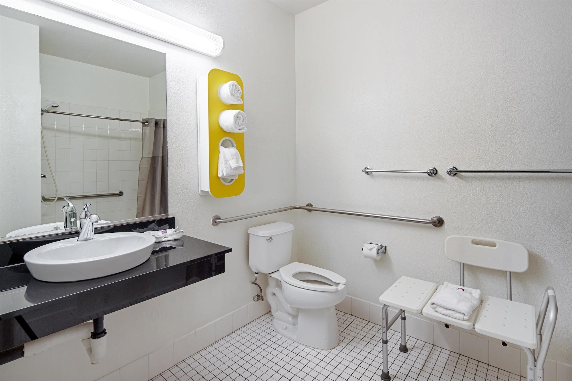 Motel 6-Anchorage, Ak - Midtown Luaran gambar
