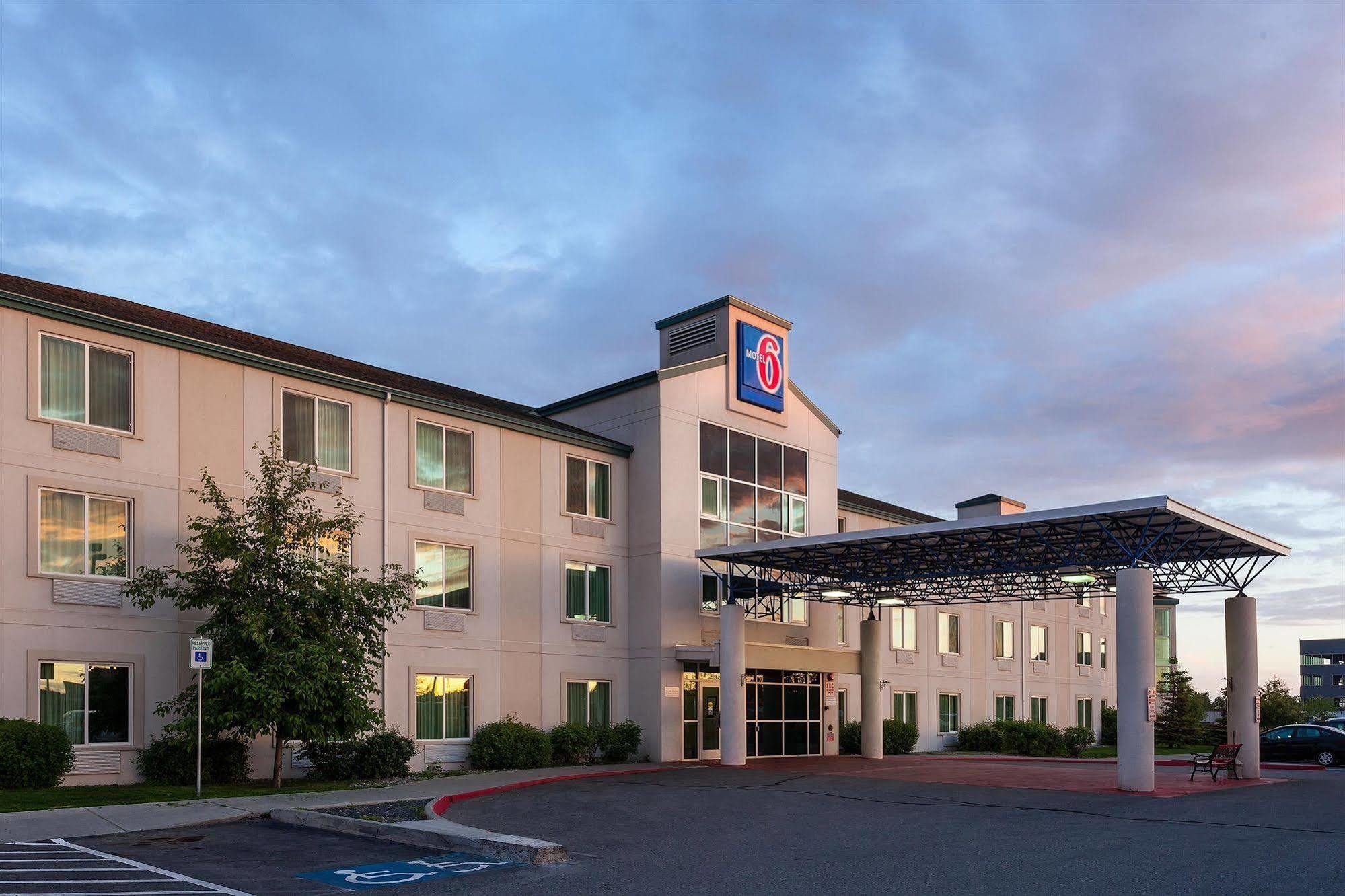 Motel 6-Anchorage, Ak - Midtown Luaran gambar