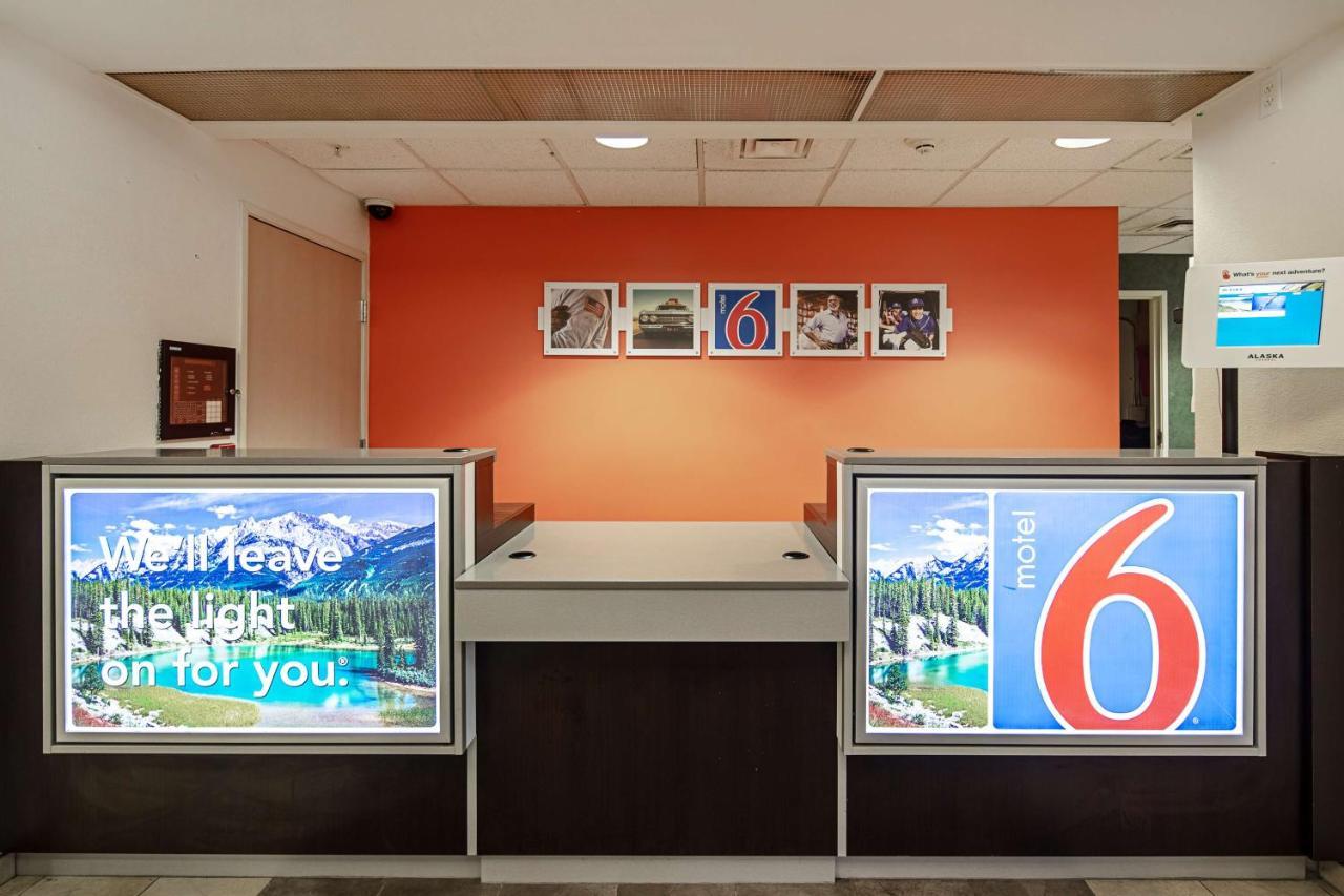 Motel 6-Anchorage, Ak - Midtown Luaran gambar